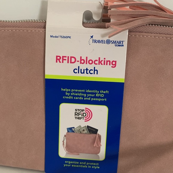 Conair Travel Smart Pink RFID Blocking Clutch - Picture 2 of 9